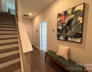 3738 Memorial Parkway - Photo Thumbnail 2