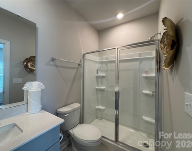 3738 Memorial Parkway - Photo Thumbnail 5