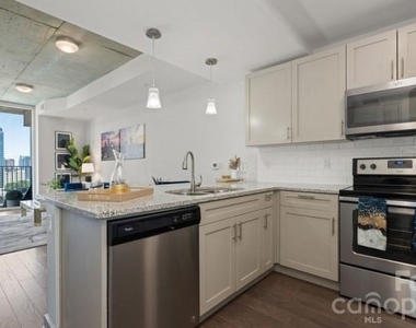 640 N Church Street - Photo Thumbnail 17