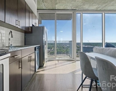 640 N Church Street - Photo Thumbnail 16