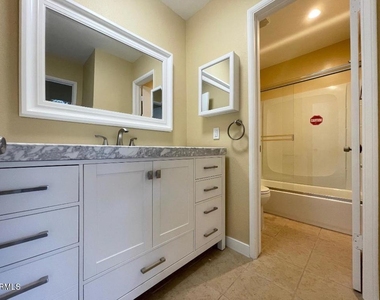 618 Sunfish Way - Photo Thumbnail 13