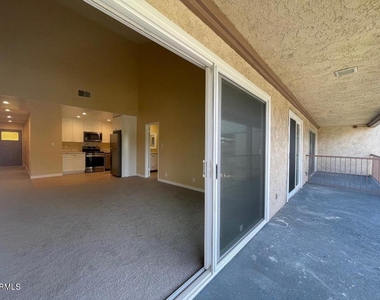 618 Sunfish Way - Photo Thumbnail 20