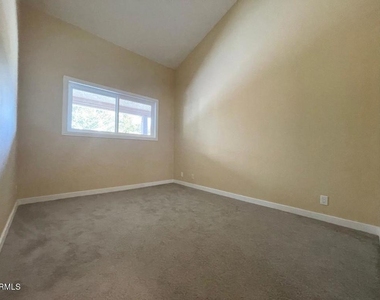 618 Sunfish Way - Photo Thumbnail 5