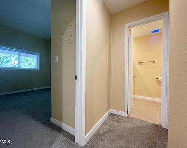 618 Sunfish Way - Photo Thumbnail 4