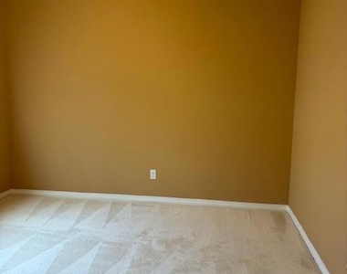 1314 Twin Tides Place - Photo Thumbnail 8