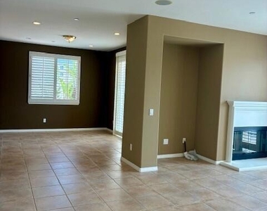 1314 Twin Tides Place - Photo Thumbnail 4