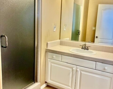 1314 Twin Tides Place - Photo Thumbnail 9