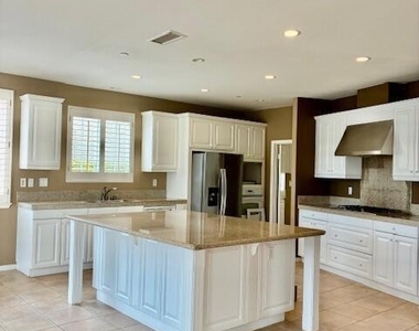 1314 Twin Tides Place - Photo Thumbnail 7
