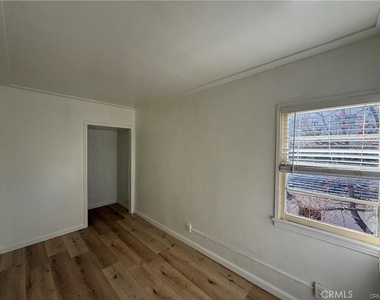 4343 Laurel Canyon Boulevard - Photo Thumbnail 16