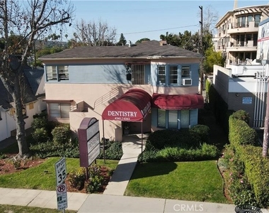 4343 Laurel Canyon Boulevard - Photo Thumbnail 31