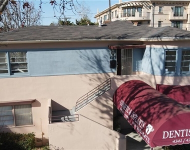 4343 Laurel Canyon Boulevard - Photo Thumbnail 32
