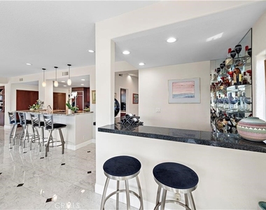 25606 Stratford - Photo Thumbnail 6