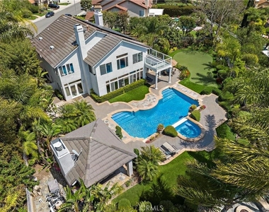 25606 Stratford - Photo Thumbnail 1