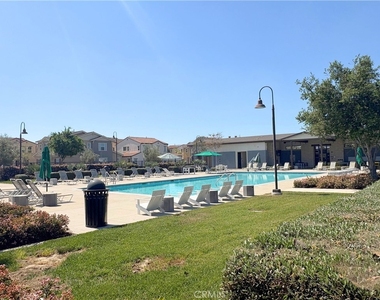 2848 E Berry Loop Privado - Photo Thumbnail 15