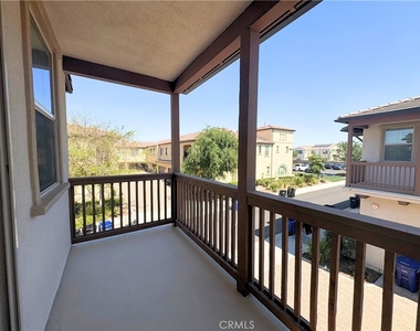 2848 E Berry Loop Privado - Photo Thumbnail 7
