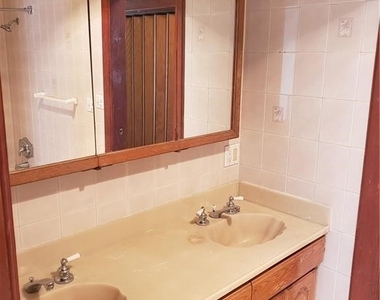 148 W Highland Avenue - Photo Thumbnail 7