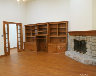 713 Pamela Circle - Photo Thumbnail 21