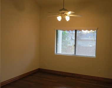 713 Pamela Circle - Photo Thumbnail 41