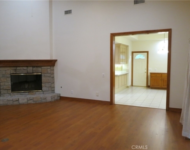 713 Pamela Circle - Photo Thumbnail 22