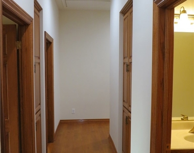 713 Pamela Circle - Photo Thumbnail 31