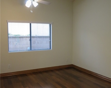 713 Pamela Circle - Photo Thumbnail 36