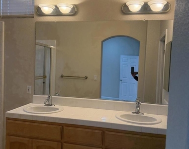 4136 Bandini Ct - Photo Thumbnail 16