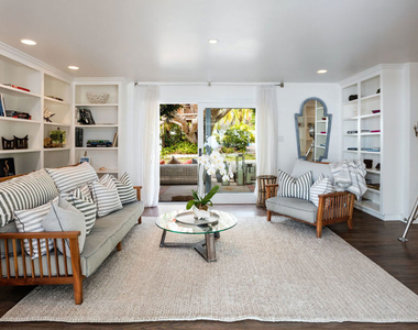 29225 Cliffside Drive - Photo Thumbnail 13