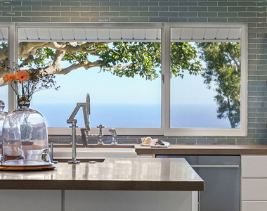 29225 Cliffside Drive - Photo Thumbnail 4