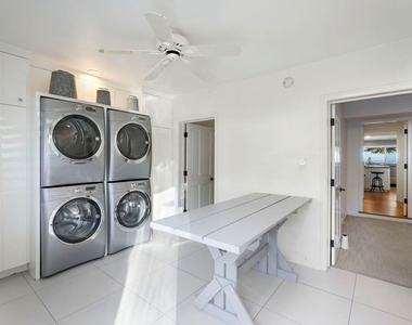 29225 Cliffside Drive - Photo Thumbnail 26