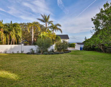 29225 Cliffside Drive - Photo Thumbnail 33