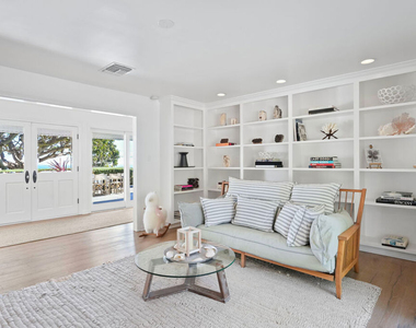 29225 Cliffside Drive - Photo Thumbnail 12