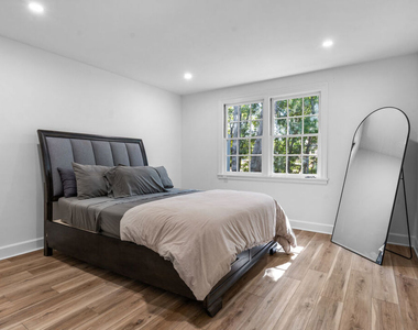 926 N Alpine Drive - Photo Thumbnail 13