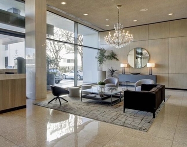 2222 Avenue Of The Stars - Photo Thumbnail 25