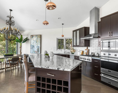 3782 Berry Drive - Photo Thumbnail 14