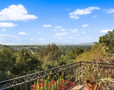 3782 Berry Drive - Photo Thumbnail 33