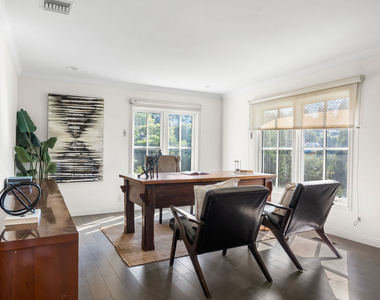 3782 Berry Drive - Photo Thumbnail 18