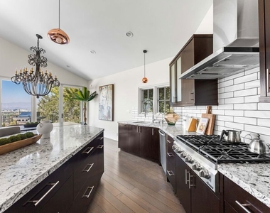 3782 Berry Drive - Photo Thumbnail 15