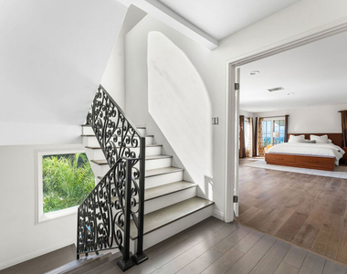 3782 Berry Drive - Photo Thumbnail 19