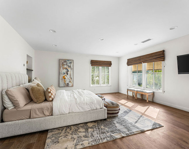 3782 Berry Drive - Photo Thumbnail 26