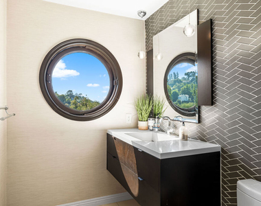 3782 Berry Drive - Photo Thumbnail 32