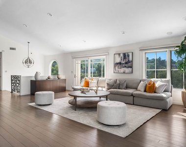 3782 Berry Drive - Photo Thumbnail 3