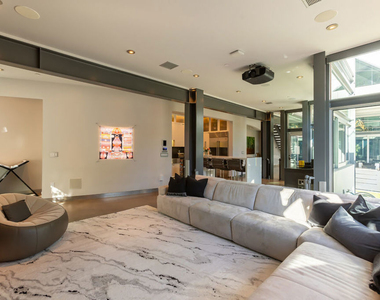 8538 Eastwood Road - Photo Thumbnail 43