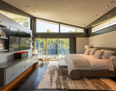 8538 Eastwood Road - Photo Thumbnail 8