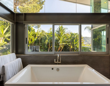 8538 Eastwood Road - Photo Thumbnail 12