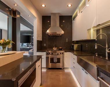 8538 Eastwood Road - Photo Thumbnail 36