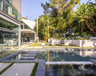8538 Eastwood Road - Photo Thumbnail 7