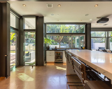 8538 Eastwood Road - Photo Thumbnail 37