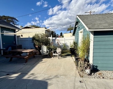 3826 S Harvard Boulevard - Photo Thumbnail 12