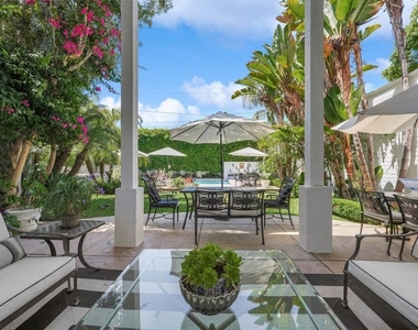 717 N Rodeo Drive - Photo Thumbnail 31