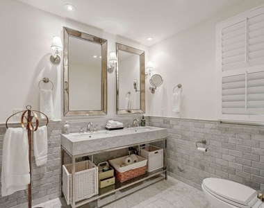 717 N Rodeo Drive - Photo Thumbnail 25
